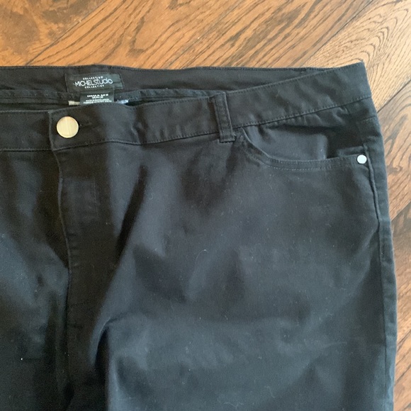 Plus Size Black Capris - Picture 2 of 3